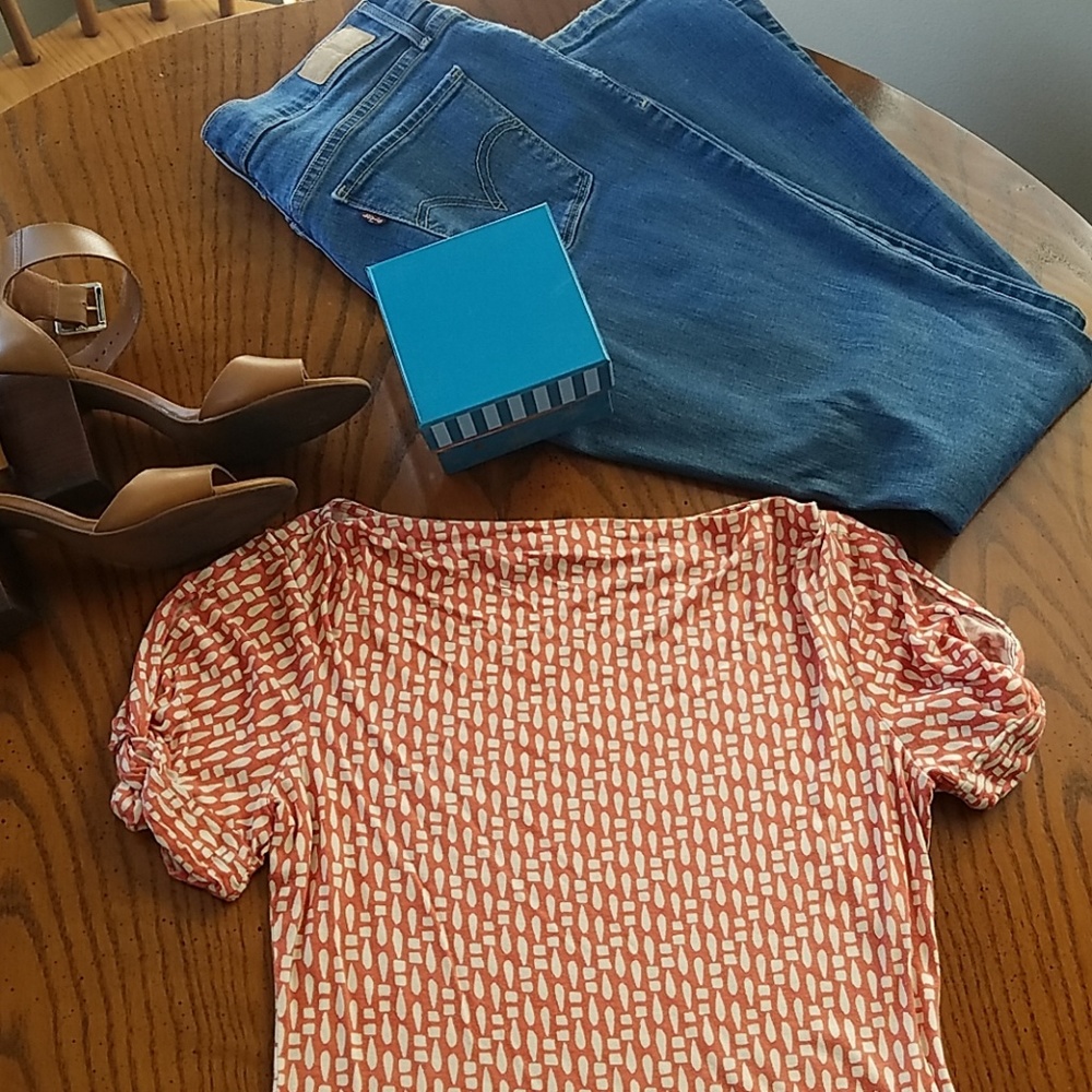 Women's short sleeve blouse